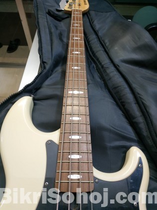 Yamaha BB424X Vintage Bass